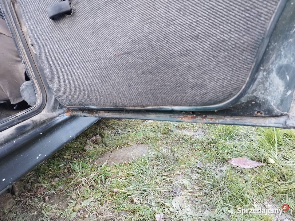 POLONEZ CARO 16 LPG 1995r do ukończenia Dębica sprzedam