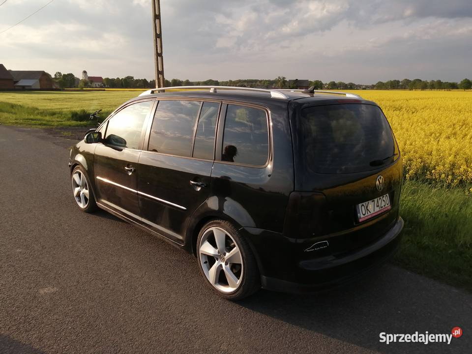 Vw touran czarny Kędzierzyn-Koźle