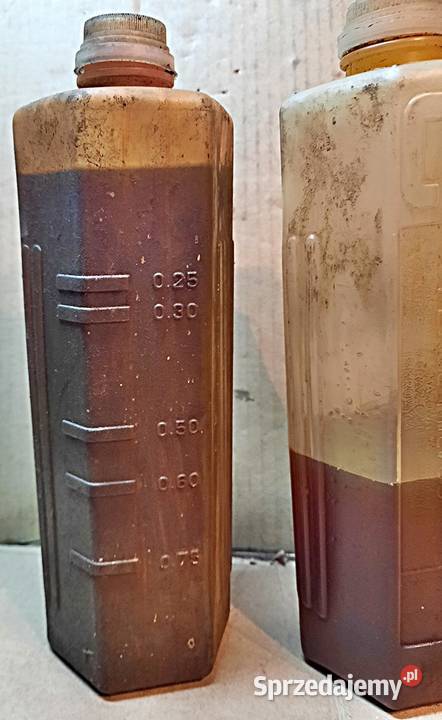 Butelki z olejuem CPN 2 sztuki z PRL Ostrów Wielkopolski sprzedam