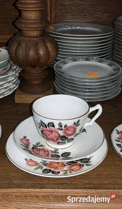 Śliczna filiżanka Z talerzykiem deserowym Pall Gdańsk