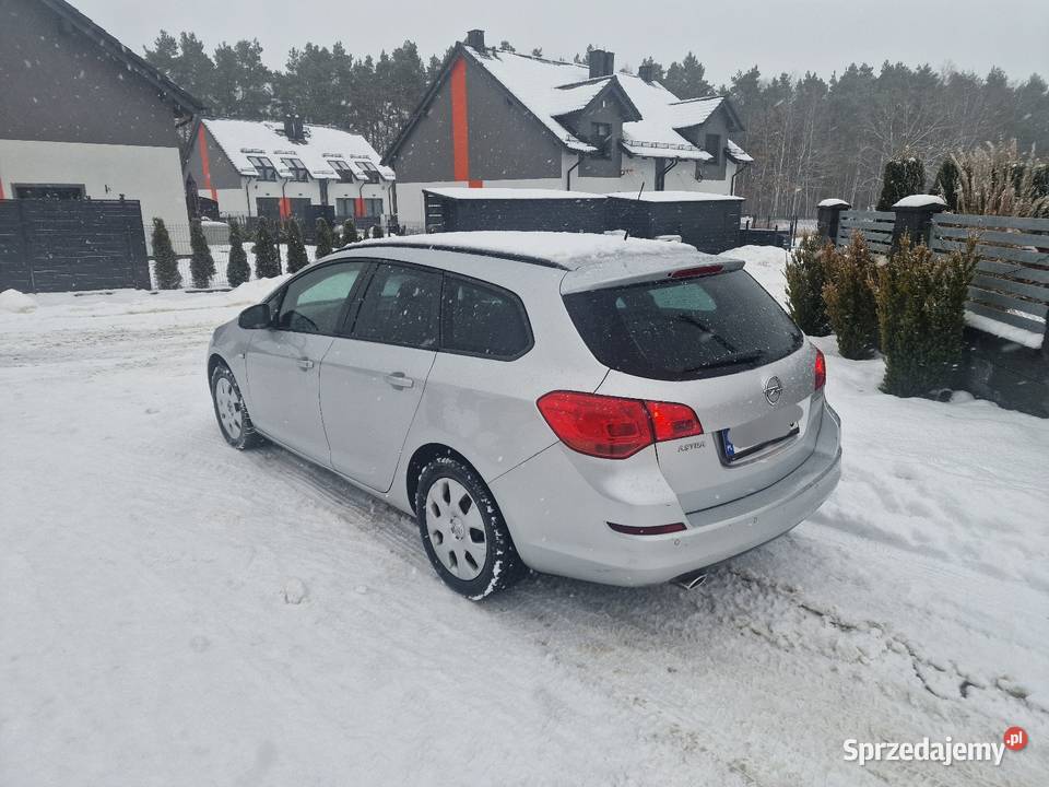 Opel Astra J14turbo1wlasciciel pierwszy właściciel Samochody osobowe Niestępowo sprzedam