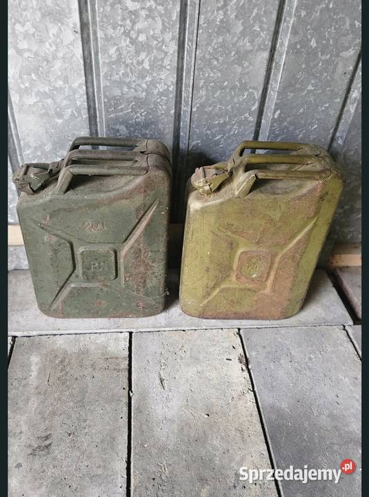 Stare metalowe kanistry wojskowe 20L LWP PRL Pruchnik sprzedam