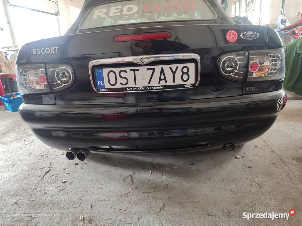 Ford Escort MK7 cabrio lampy tył osobowe opolskie Strzelce Opolskie