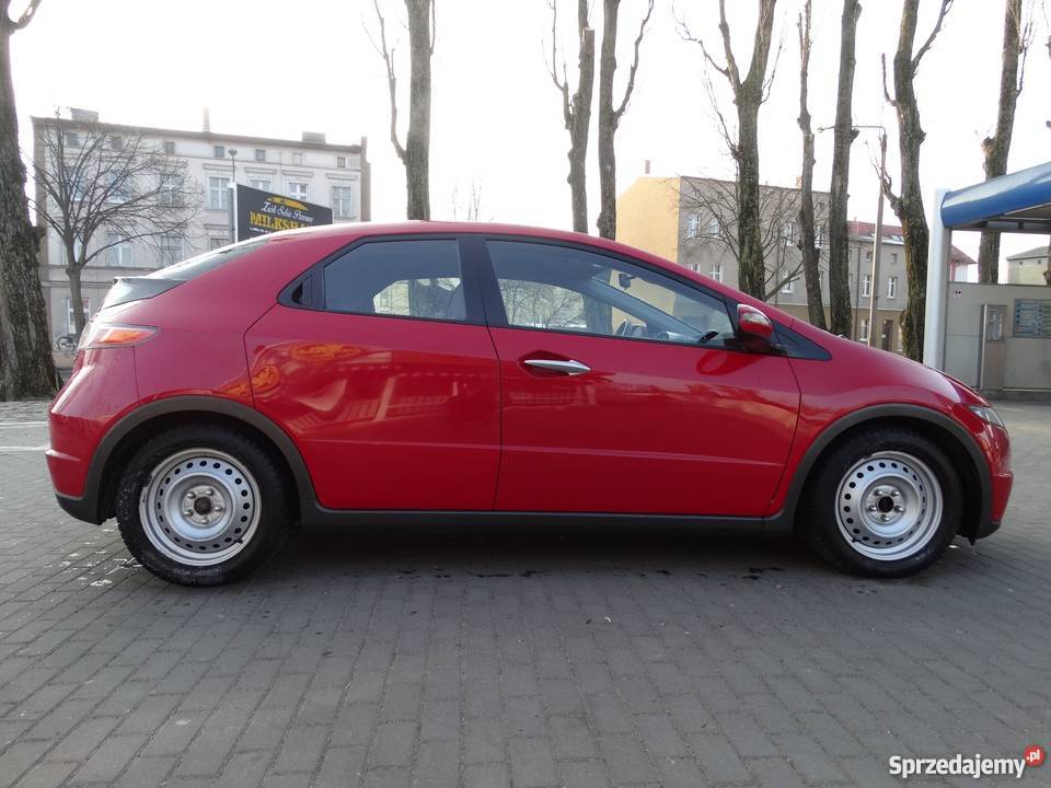 Honda Civic VIII 2008 r Automat 18 Benzyna 142 radio Słupsk