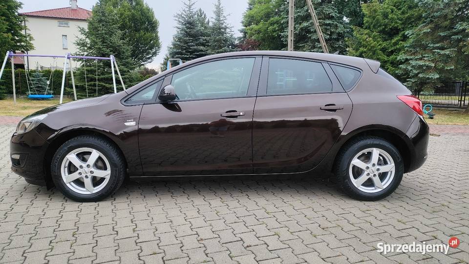 Opel Astra J Benzyna Super Stan Opłacona 2015 199000km Samochody osobowe Chełm