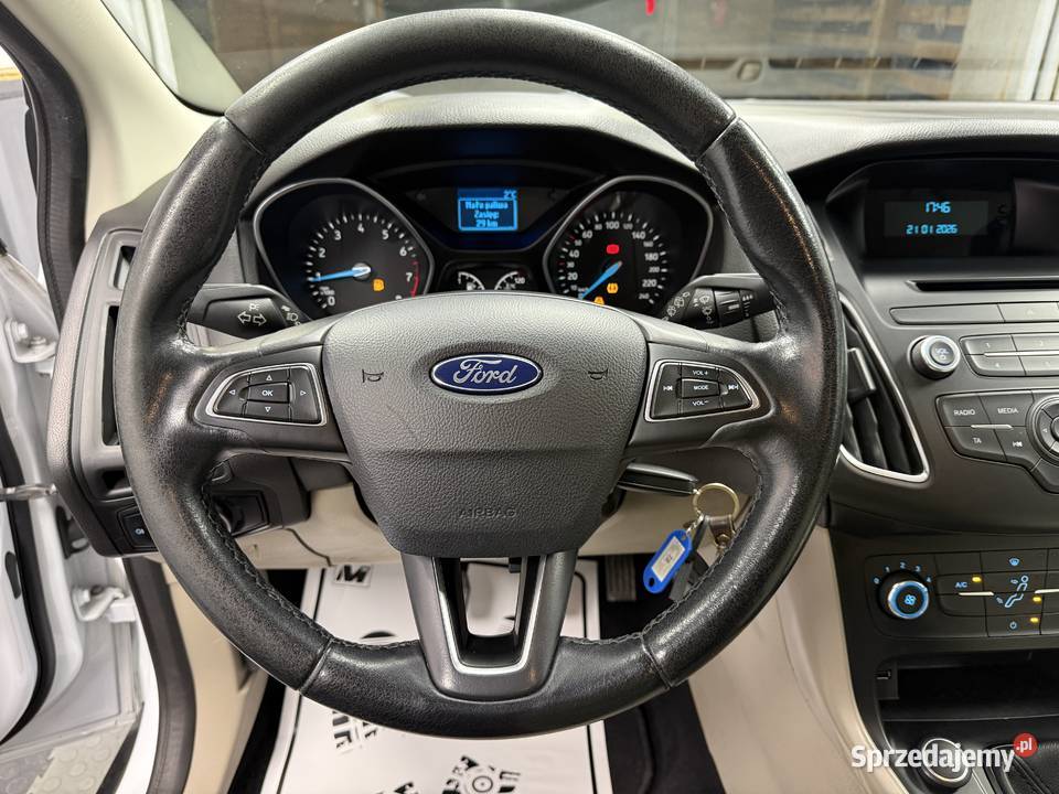 LIFT 16 Benzyna 95 jasne wnętrze GWARANCJA 4/5