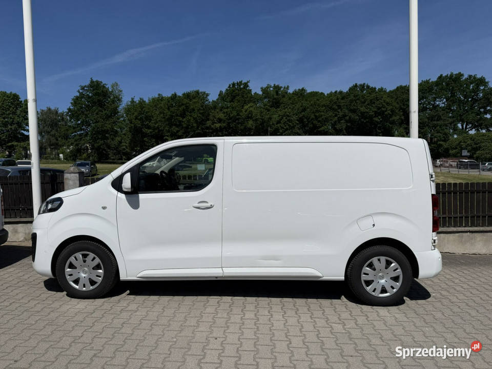 Opel Vivaro 20Cdti 150 idealny bogata wersja Rok produkcji 2020 dolnośląskie Bolesławiec sprzedam