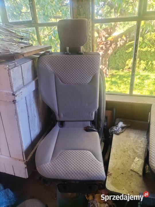 Fotele do Forda Turneo Courier Rok produkcji 2014 Bolesławiec