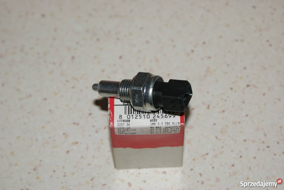 Włącznik świateł cofania AUDI 100 80 A4 A6 A8 V8