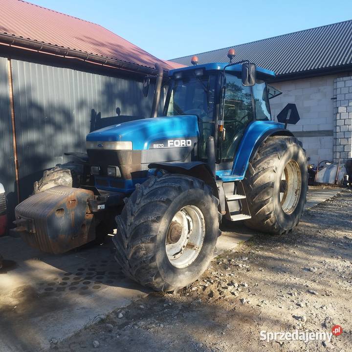 Traktor Holland 8870 Ford G210 8870 Fiat