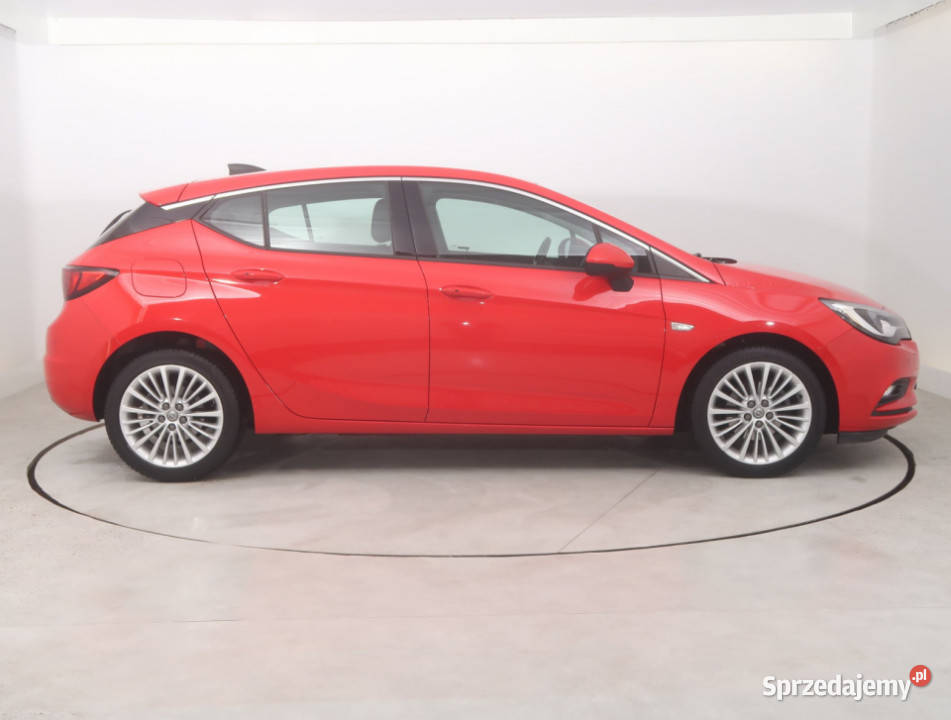 Opel Astra 14 T czerwony Bielany Wrocławskie