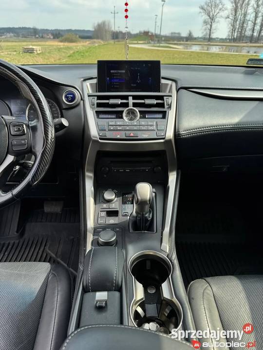 Lexus NX I 25 300h Comfort AWD gniazdo SD Skarżysko-Kamienna