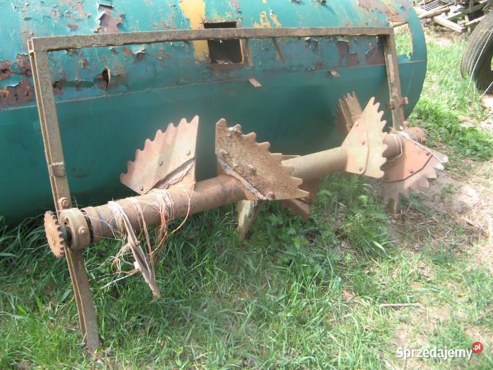 Sprzedam oś resory obrotnica przyczepa d47 d732 Ryki