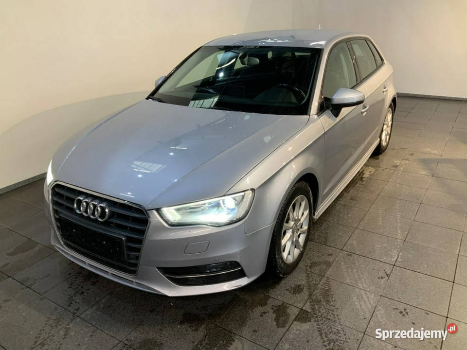 Audi A3 Sportback 8V 2012 szary Sadlno