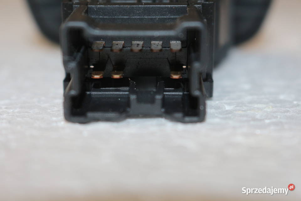 NISSAN PRIMERA P12 PRZEŁĄCZNIK AWARYJNYCH 8PIN Prochowice