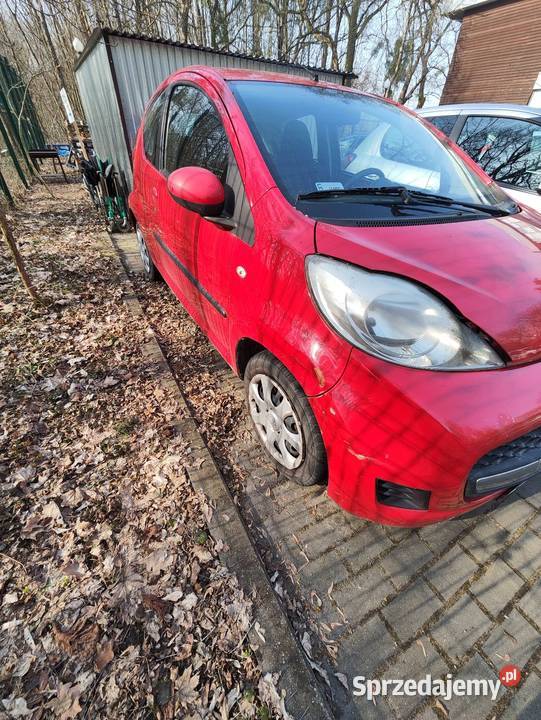 Peugeot 107 10i 2010r kupiony w polskim salonie Toruń