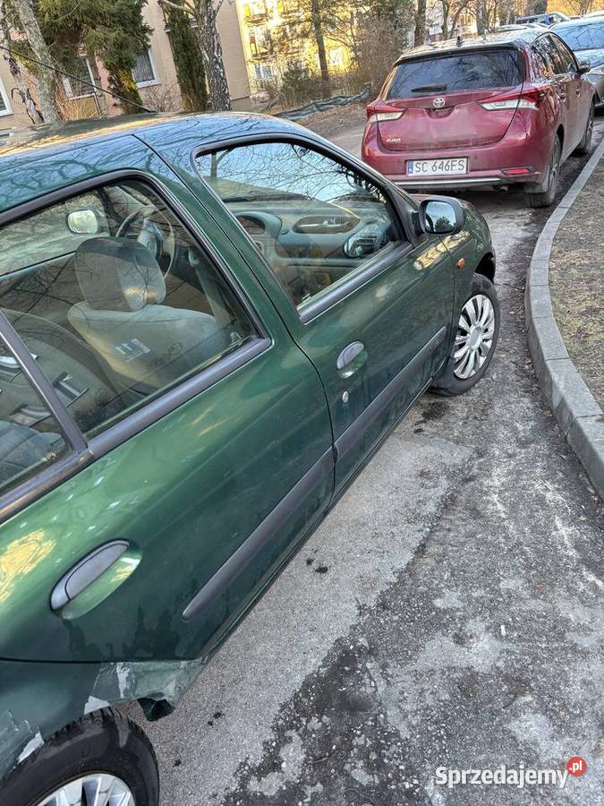 Renault Clio 2 16 benzyna 1999 Częstochowa