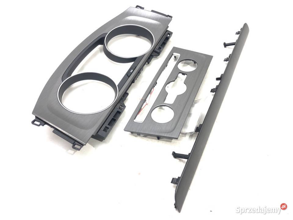 LISTWY DEKOR Z KOKPITU VW GOLF VII 5G0857059 osobowe