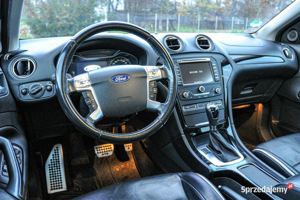 Ford Mondeo 20T 203 Automat Skóry Lift 2013 r benzyna Wrocław