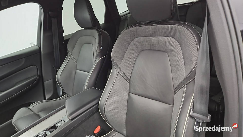Volvo XC 60 B4 D AWD Plus Dark aut Z Polskiego Warszawa