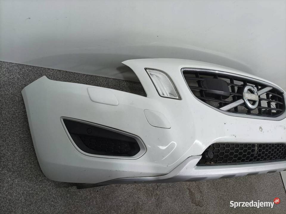 ZDERZAK PRZÓD XENON PDC RDESIGN 614 Volvo V60 I osobowe świętokrzyskie