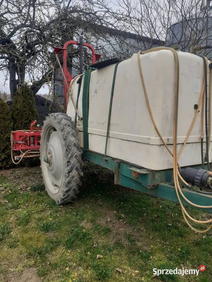 Opryskiwacz na kolach