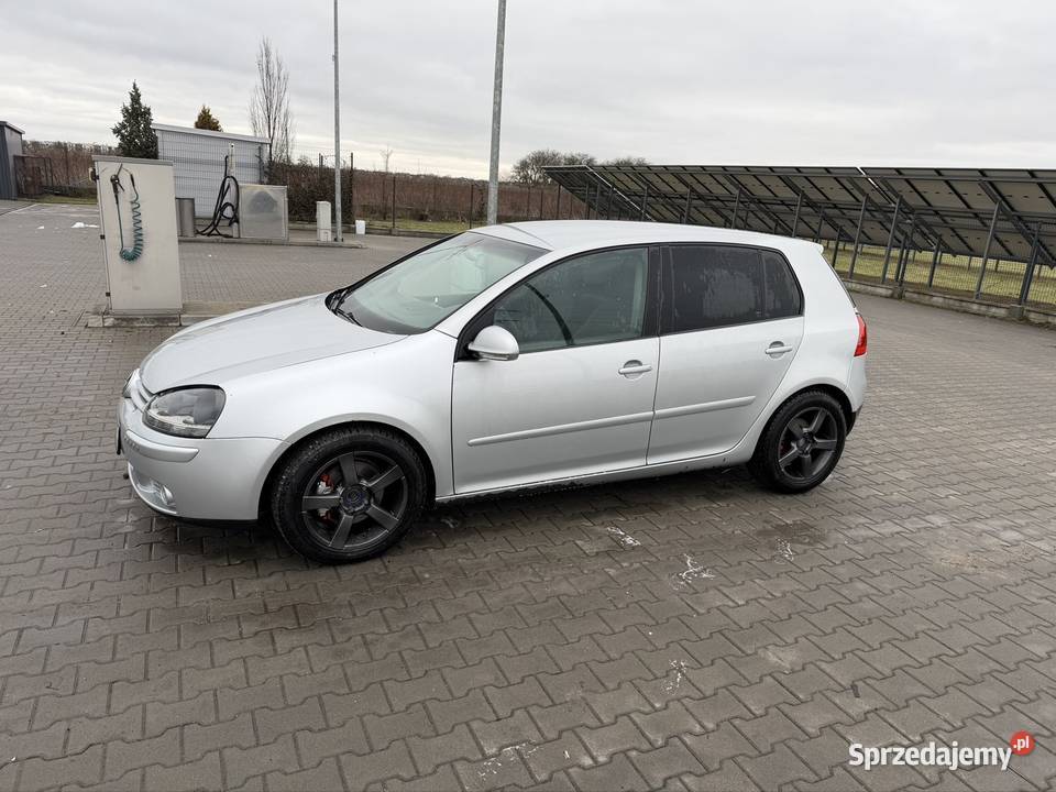 Volkswagen Golf V manualna Golf mazowieckie