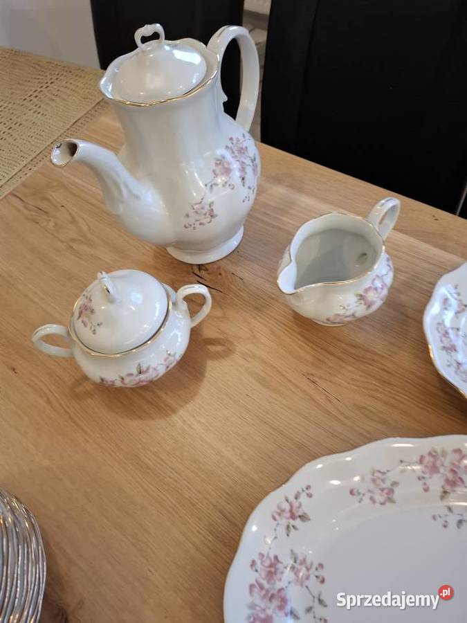 SERWIS PORCELANOWY 12 OSÓB PRODUCENT ZAKŁADY wielokolorowy łódzkie Łódź