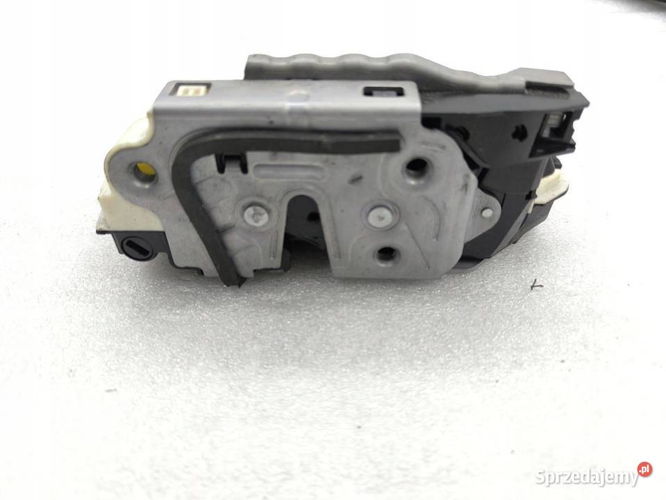 ZAMEK DRZWI PRZÓD VOLKSWAGEN T6 7L1837016C