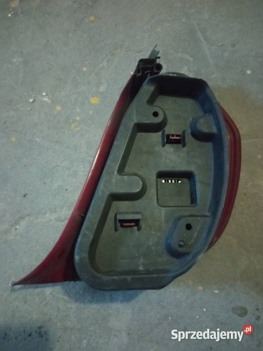 Lampa tylna tył lewa Citroen C5 hatchback osobowe Sosnowiec