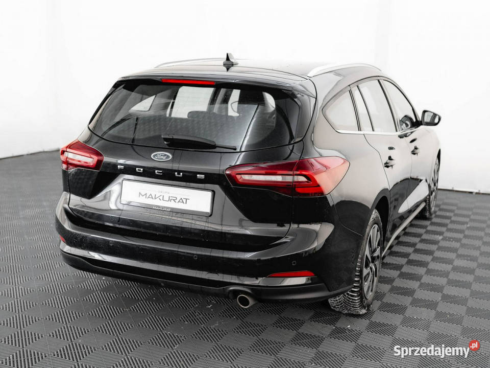 Ford Focus WJ8580L10 EcoBoost Titanium Podgrzf benzyna