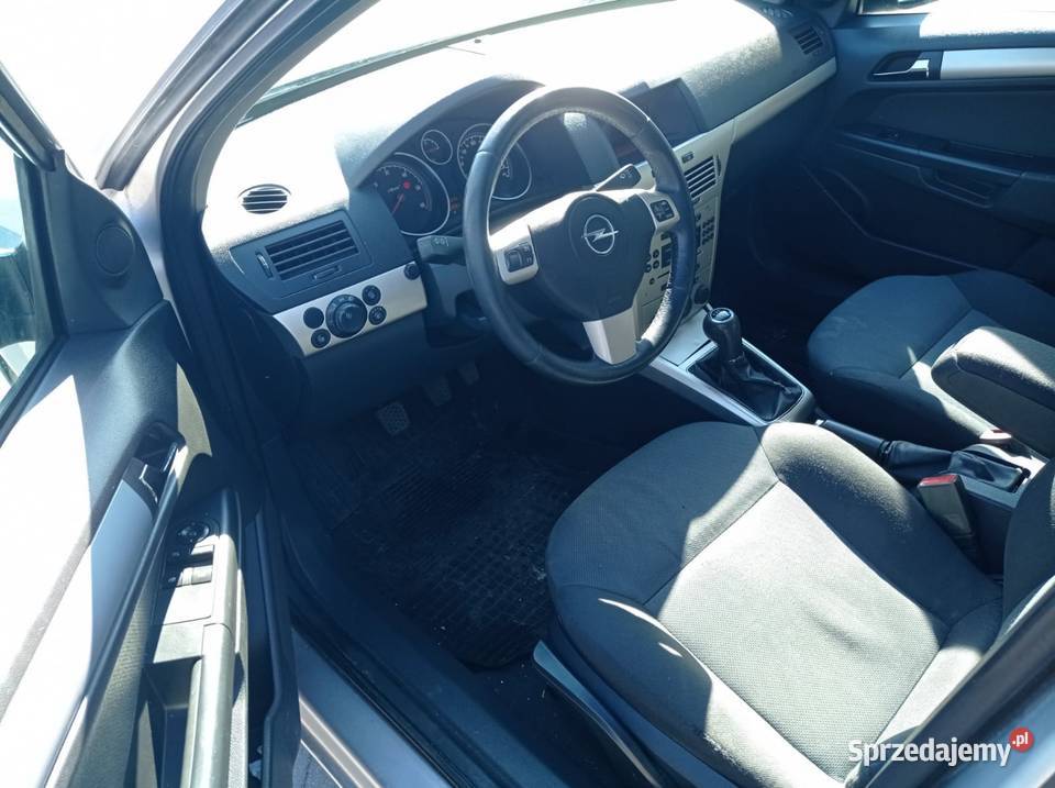 Opel Astra 17 CDTI Zadbany Klima ważne Opłaty łódzkie Rawa Mazowiecka sprzedam