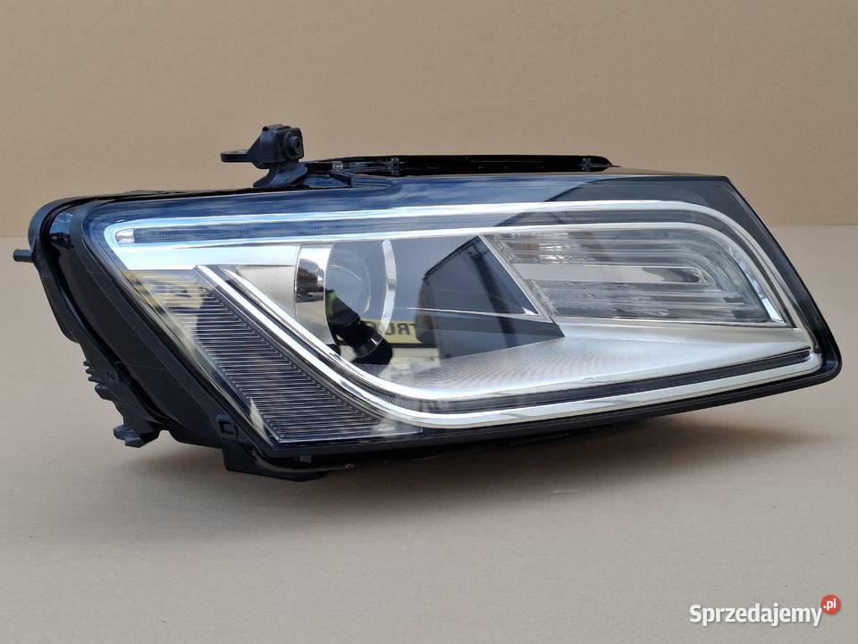 AUDI Q5 LIFT 8R0 REFLEKTOR PRAWY BIXENON D3S