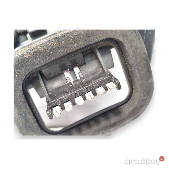WKŁAD TYLNEJ LAMPY LEWY Opel Zafira A 9905 tylny