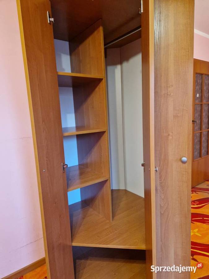 Pojemna i wysoka szafa narożna z lustrem 140cm Zielona Góra