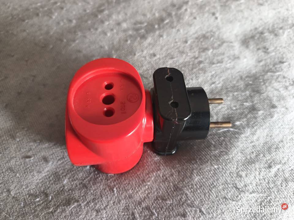 Dwa zabytkowe trójniki elektryczne Wtyczki