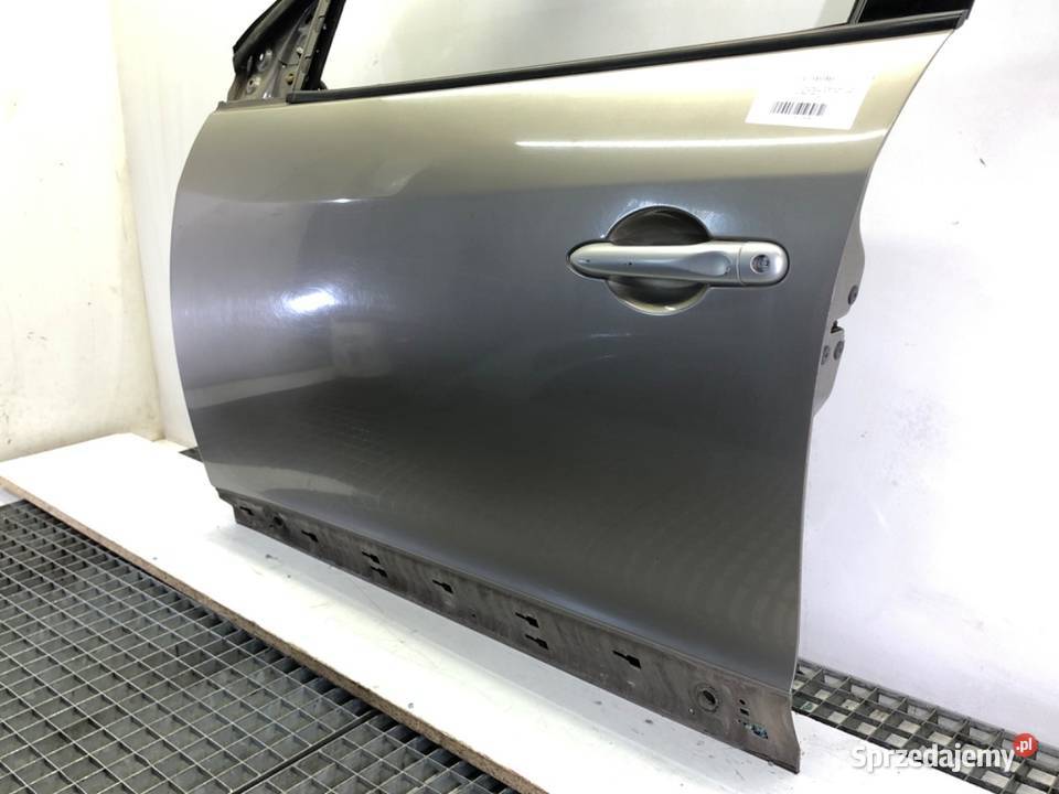 DRZWI LEWY PRZÓD RENAULT MEGANE III Hatchback