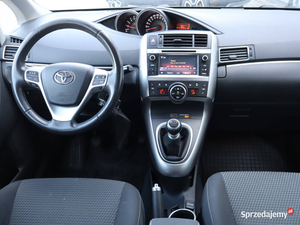 Toyota Verso 16 D4D wielofunkcyjna kierownica Katowice sprzedam