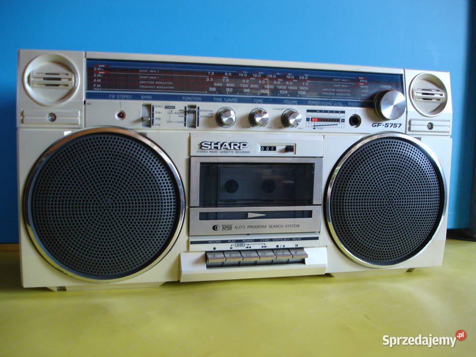 Radiomagnetofon SHARP GF5757