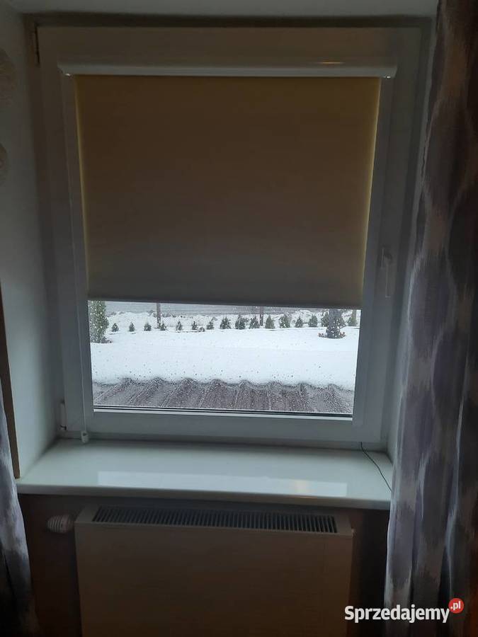 Okna PCV kompletne z roletamiparapetami 119cm Czarna Woda