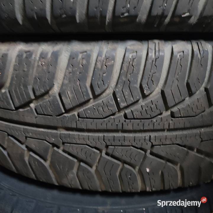Opony zimowe 1856015 ładny stan dwie Dowóz w
