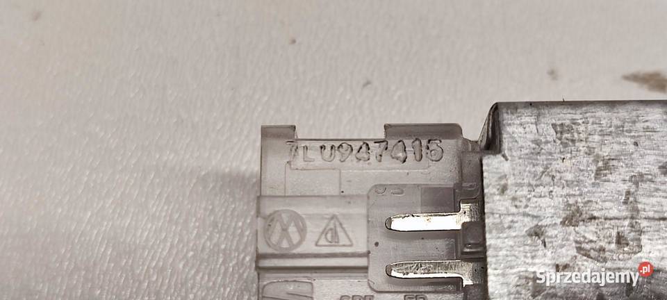 VW TIGUAN II LAMPKA KABINY 7L0947415 dolnośląskie