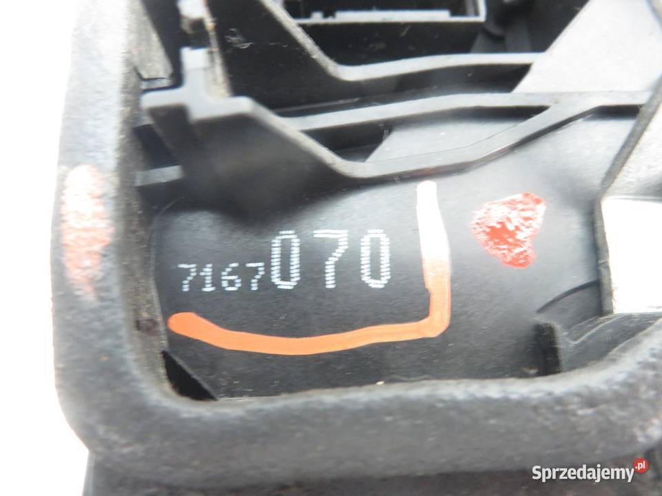 ZAMEK PRAWY TYLNY BMW X3 E83 7167070 7 PIN