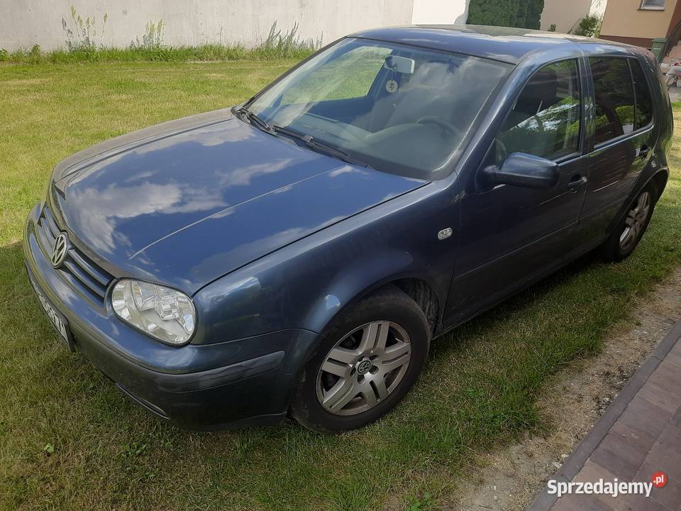 Części w całości Golf 4 hatchback silnik BCB kod lubelskie Kraśnik sprzedam