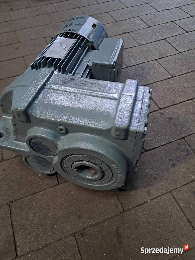 Motoreduktor 075 kW17 obr Produkcja Leszno