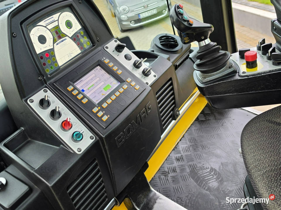 walec Bomag BW 154 AP4i AM rozsiewacz BS150 Skępe