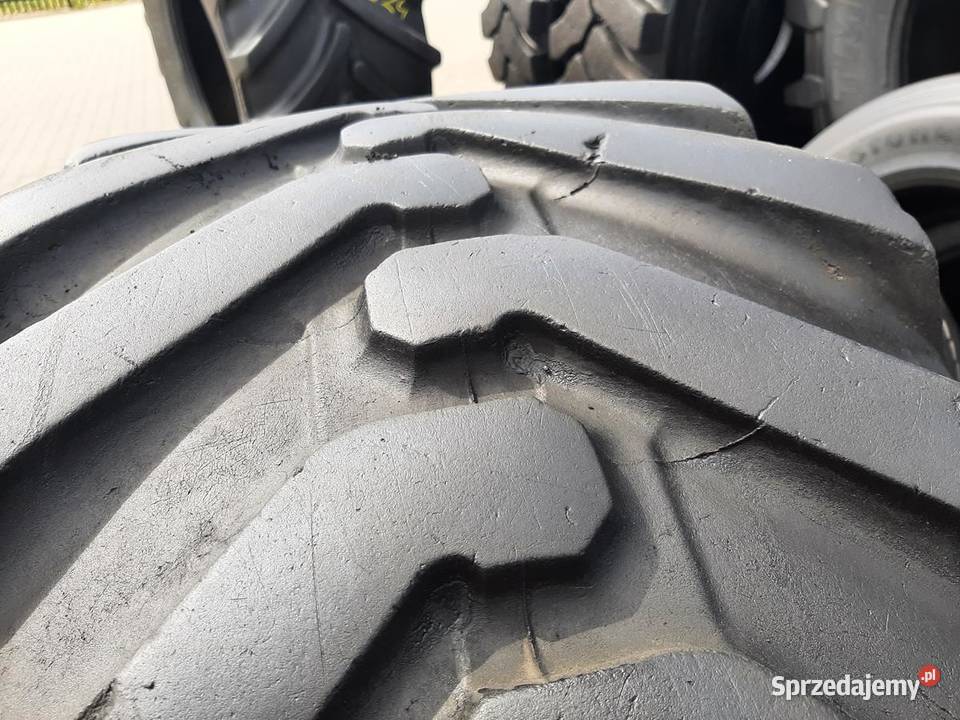 Opona używana rolnicza 2826 28R26 BKT TR390 1000 Zaścianki