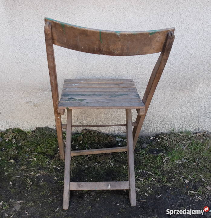 Stare drewniane krzesło składane 226 Stoły, krzesła, biurka Kościan