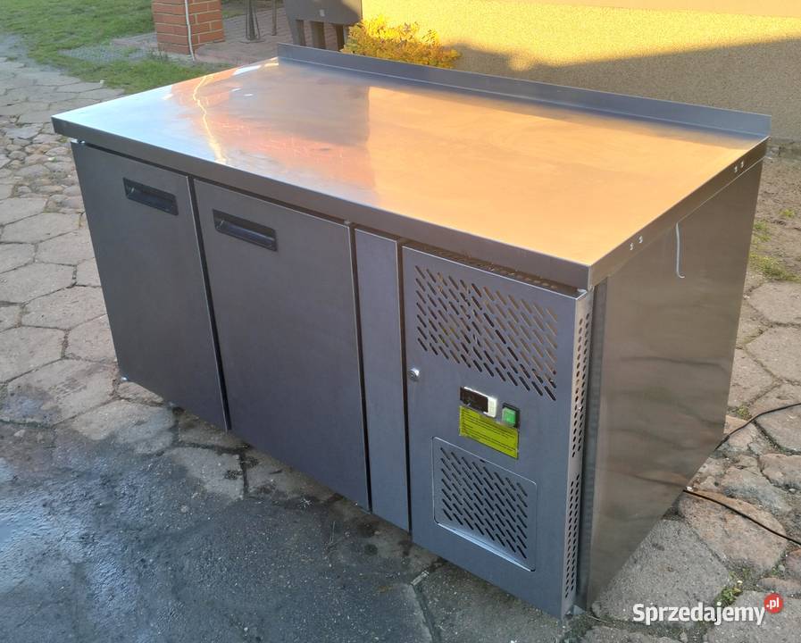 Stół chłodniczy gastronomiczny 136x70x85