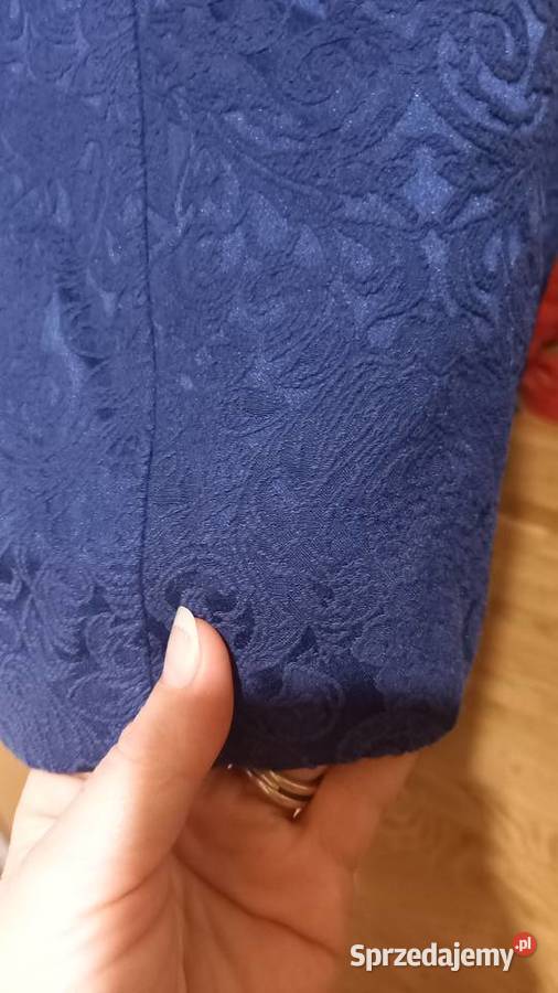 Sprzedam elegancka sukienke 36 Krosno